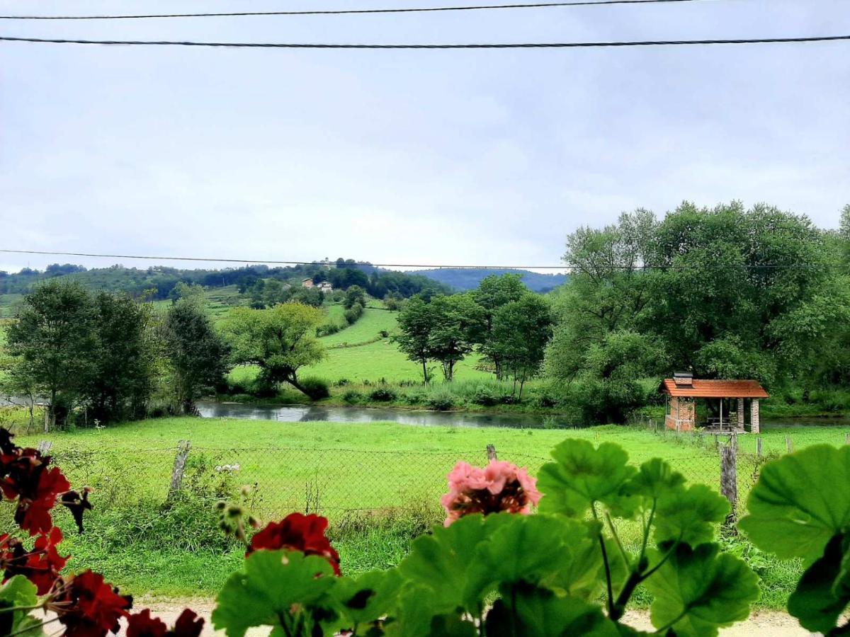Guest House Sobic Sipovo Bagian luar foto