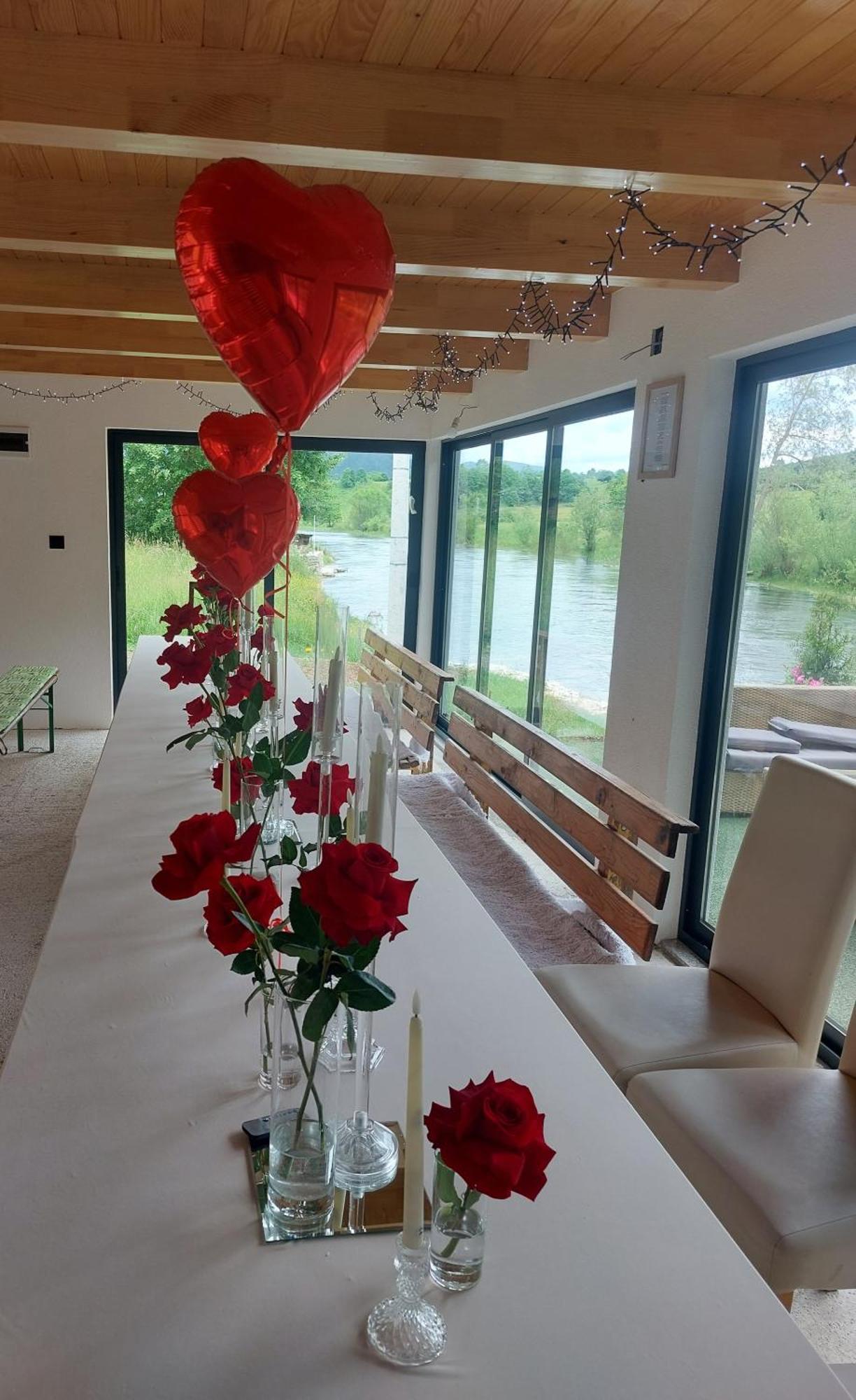 Guest House Sobic Sipovo Bagian luar foto