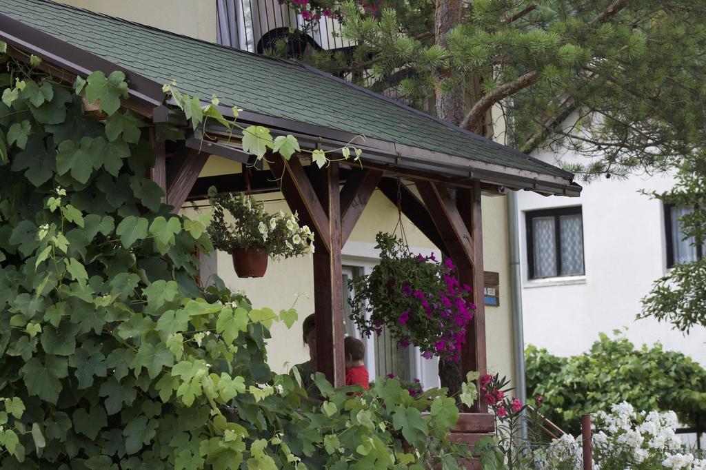 Guest House Sobic Sipovo Bagian luar foto